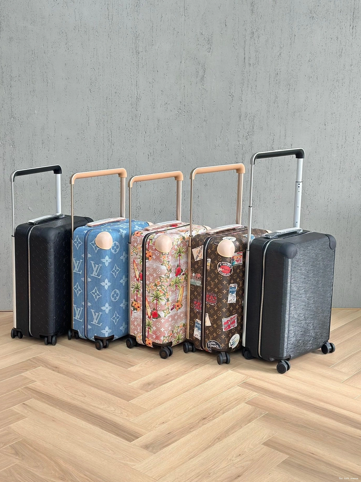 CABIN HORIZON 55 PATCHES TRAVEL CUSTOM SUITCASE 37L 0817